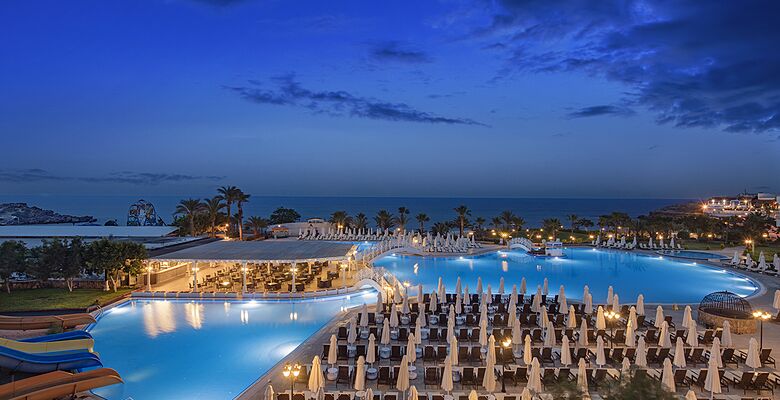 Acapulco Resort Convention SPA Hotel