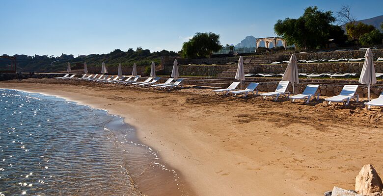 Ada Beach Hotel