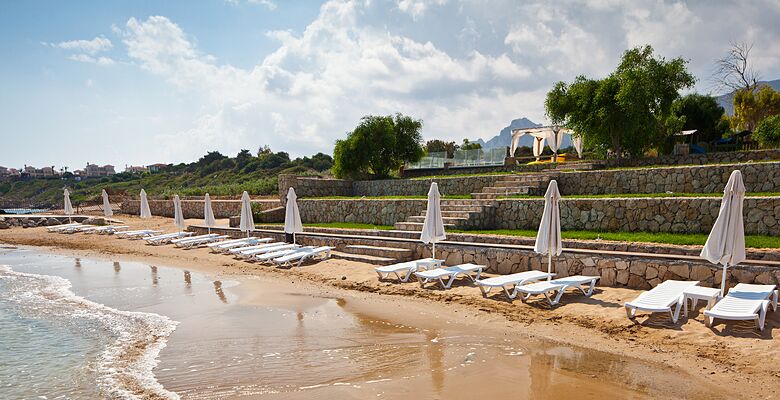 Ada Beach Hotel