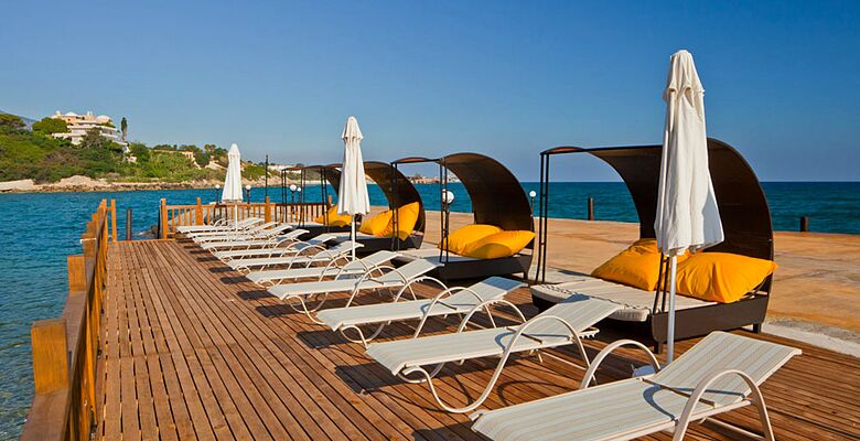 Ada Beach Hotel