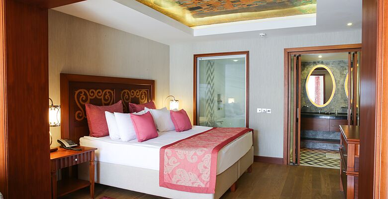 Colony Hotel