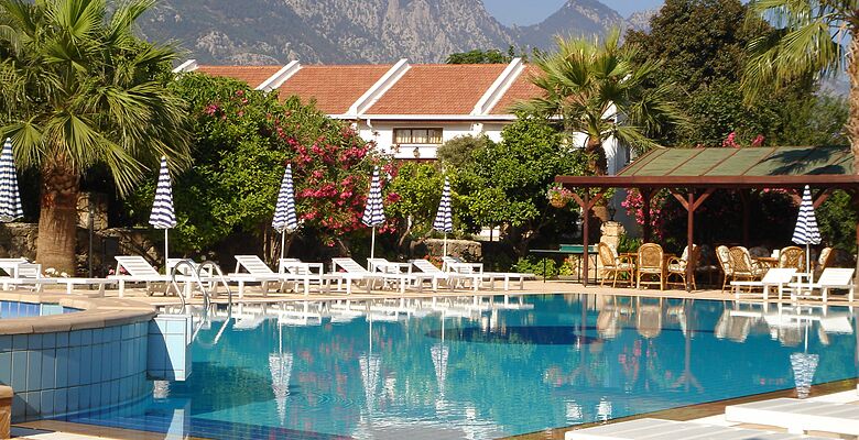 Almond Holiday Village