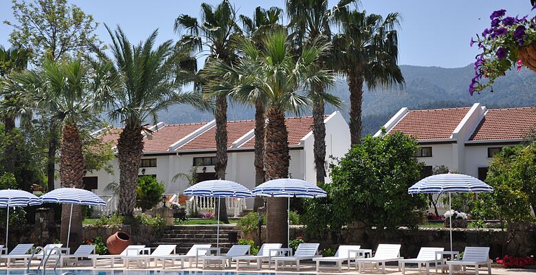 Almond Holiday Village