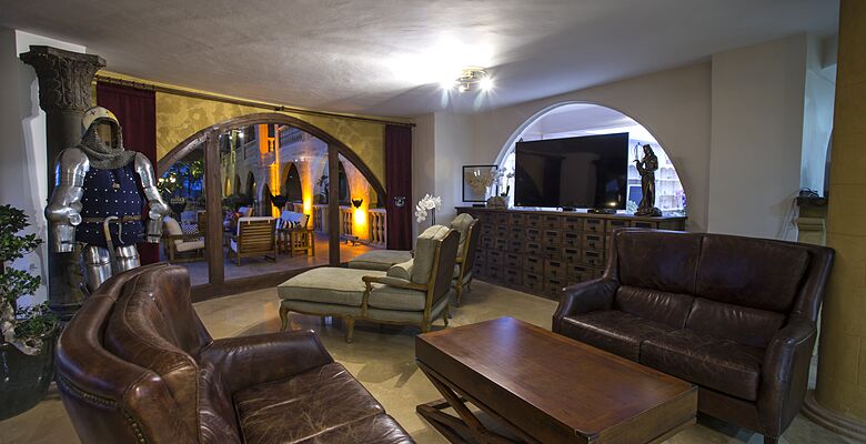 Chateau Lambousa Hotel