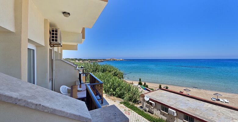 Club Malibu Beach Hotel