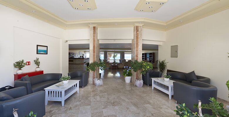 Club Malibu Beach Hotel