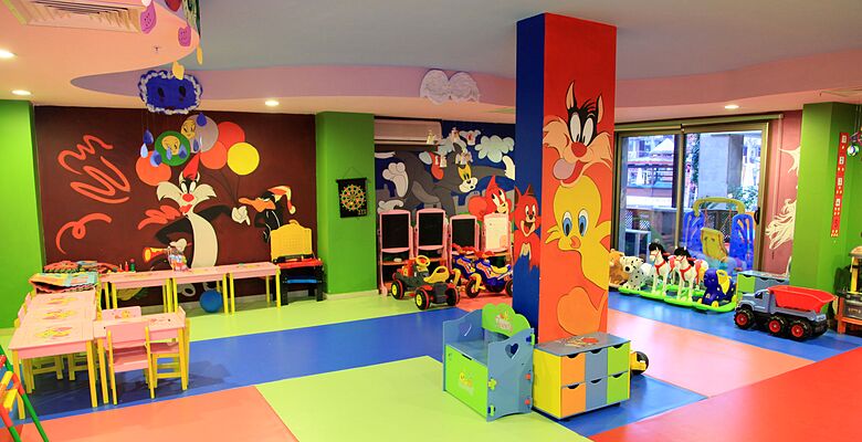Cratos Premium Hotel
