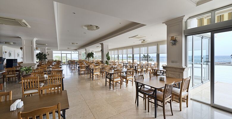 Denizkizi & Denizkizi Royal Hotel