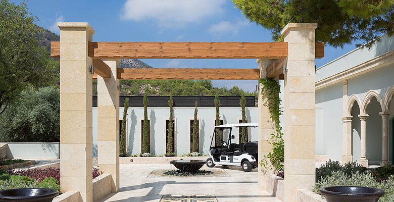 Gillham Vineyard Boutique Hotel