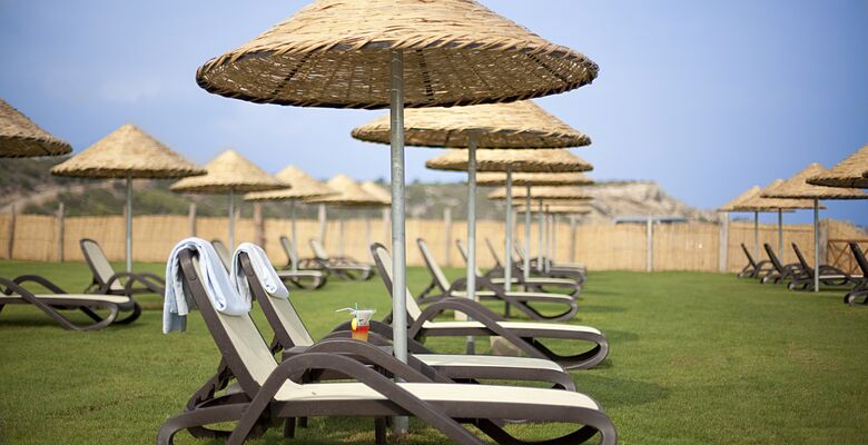 Korineum Golf Resort Hotel