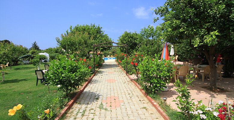Lapida Garden Hotel