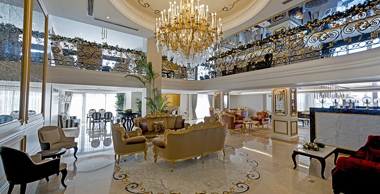 Les Ambassadeurs Hotel
