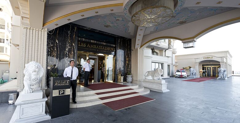 Les Ambassadeurs Hotel