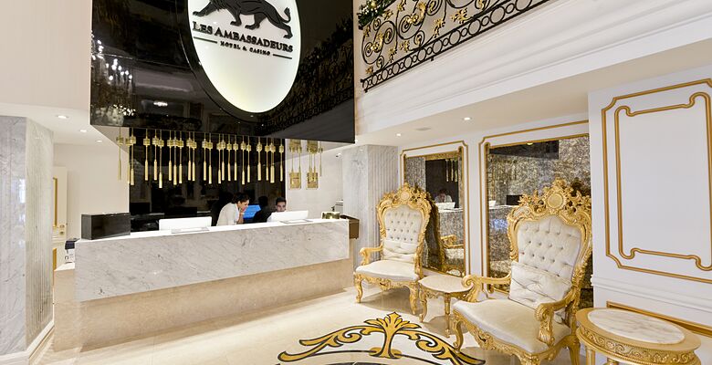 Les Ambassadeurs Hotel