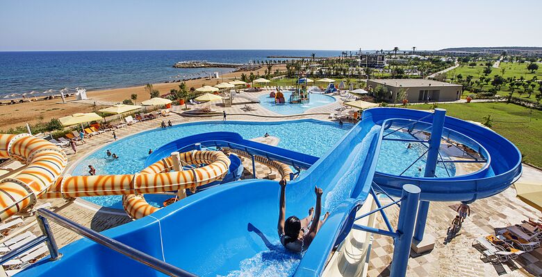 Noah's Ark Deluxe Hotel & Spa