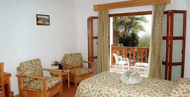 Onar Holiday Village