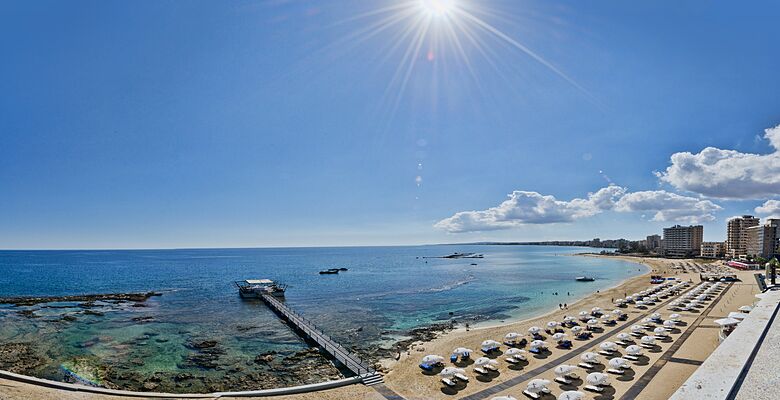 Palm Beach Hotel