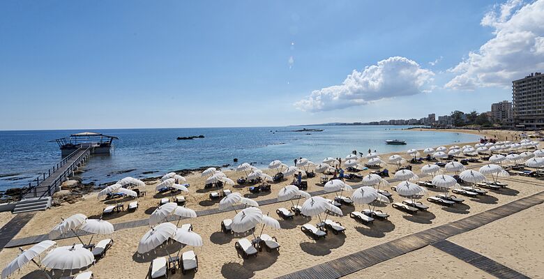 Palm Beach Hotel