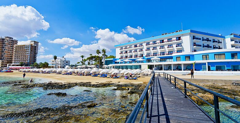 Palm Beach Hotel