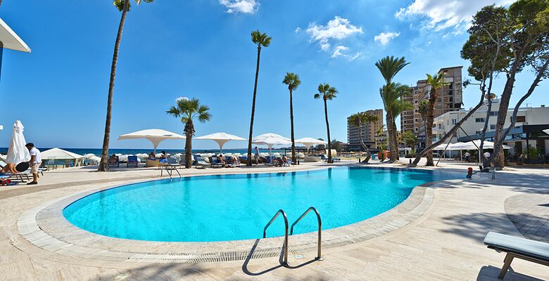 Palm Beach Hotel