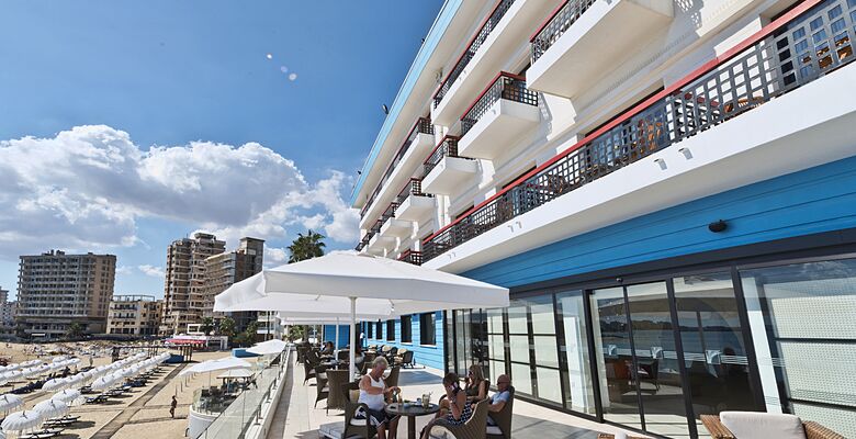 Palm Beach Hotel