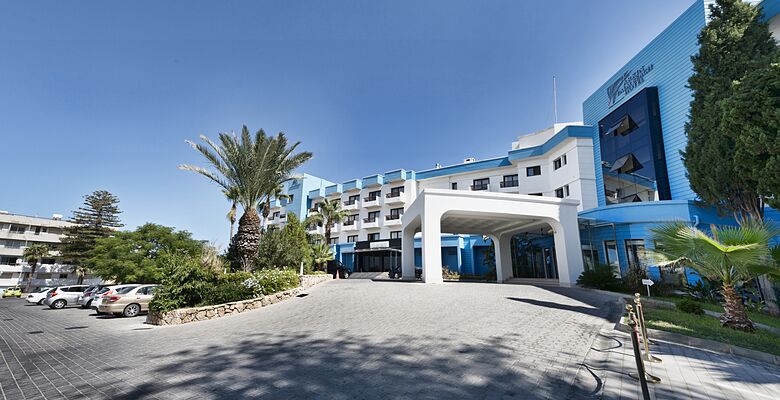 Palm Beach Hotel