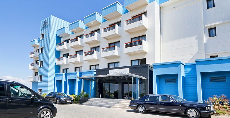 Palm Beach Hotel