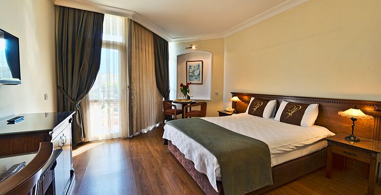Pia Bella Hotel