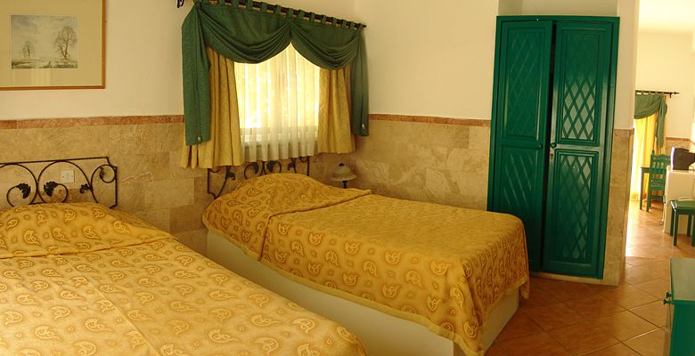 Pine Bay Club Hotel