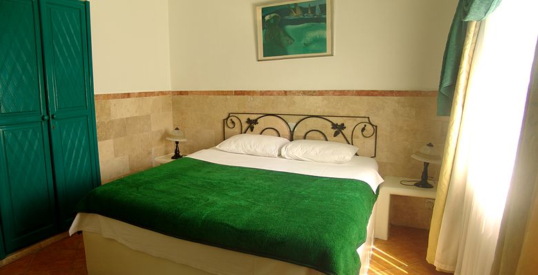 Pine Bay Club Hotel