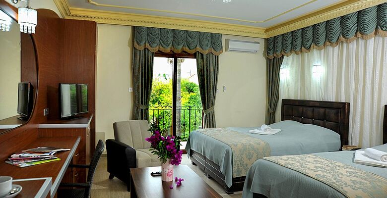 Riverside Garden Resort