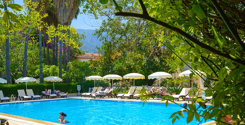 Riverside Garden Resort