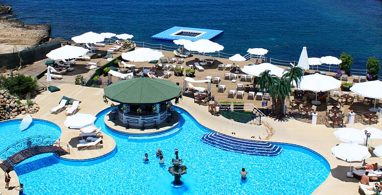 Rocks Hotel